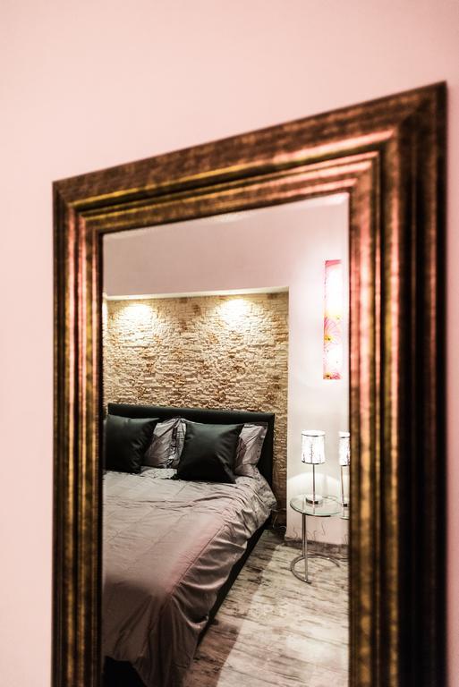 Trevi & Pantheon Luxury Rooms Rom Rum bild